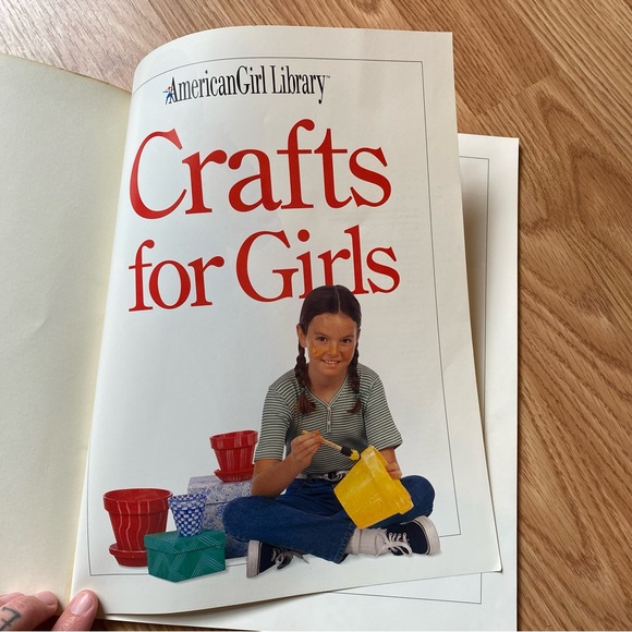 VTG American Girl Doll Library Crafts for Girls Book - Picture 5 of 6